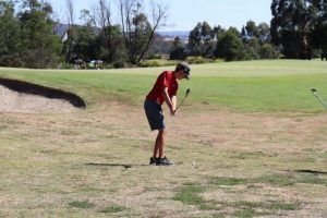 Junior golfers off to successful start at tournament