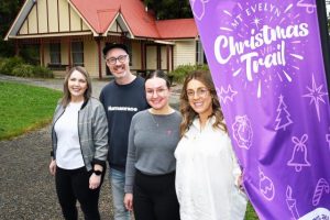 Christmas comes to heart of Mount Evelyn