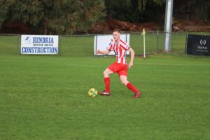 Barkers chop down Pines