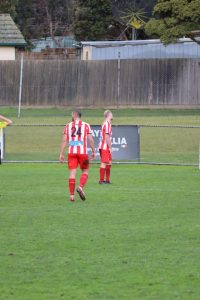 Skye falls at end, Barkers retain winning streak