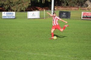 Barkers fall to late Berwick goal to end season with a whimper