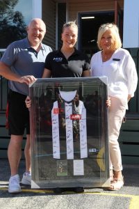 AFLW draftee helps mentor and guide local primary school students