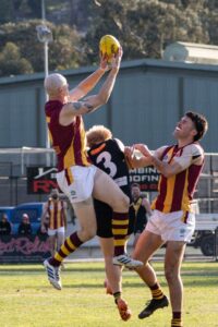 Monbulk, Mt Evelyn win semi-finals