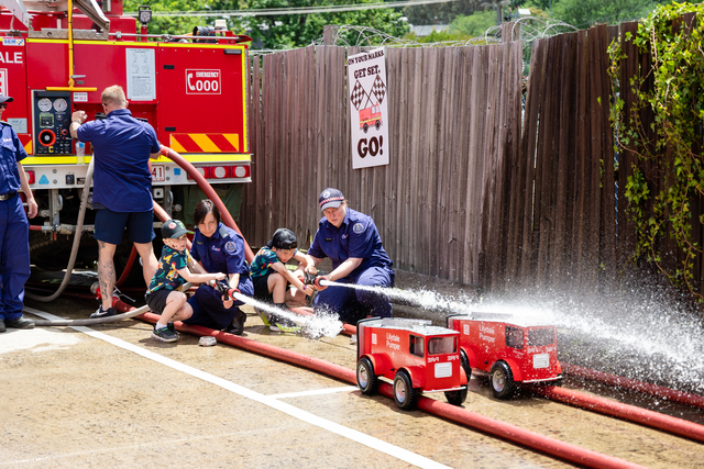 Crowd brings energy and spirit to Lilydale Street Fair